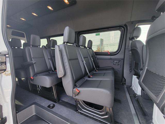 Photo of 2025 White Mercedes-Benz Sprinter 2500