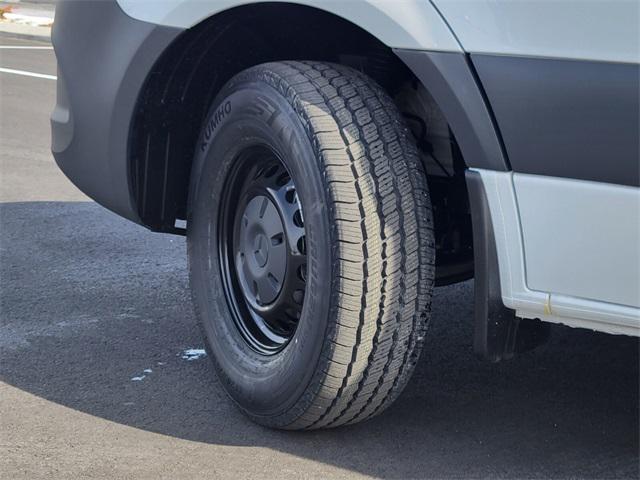 Photo of 2025 White Mercedes-Benz Sprinter 2500