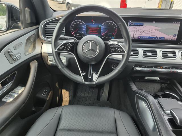 Photo of 2024 Black Mercedes-Benz GLE 350