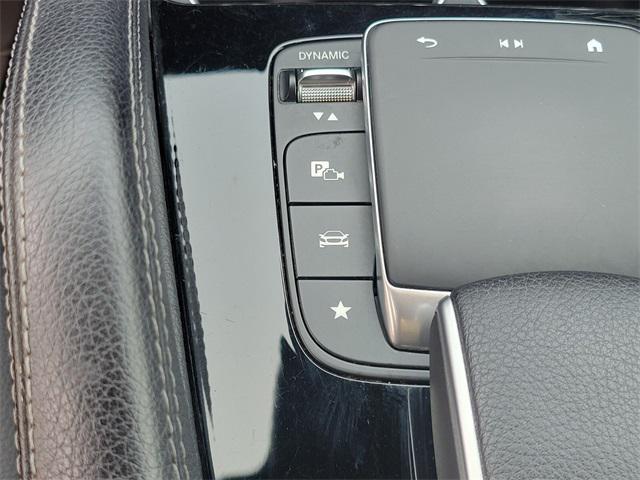 Photo of 2024 Black Mercedes-Benz GLE 350