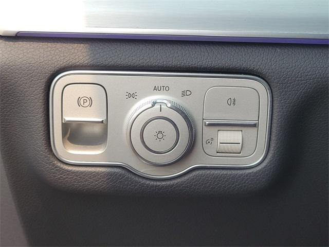 Photo of 2024 Black Mercedes-Benz GLE 350