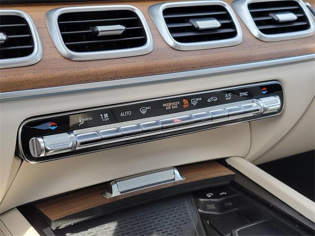 Photo of 2023 White Mercedes-Benz GLE 350