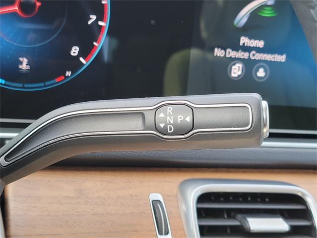 Photo of 2023 White Mercedes-Benz GLE 350