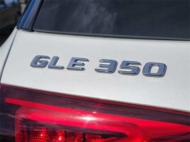 Photo of 2023 White Mercedes-Benz GLE 350