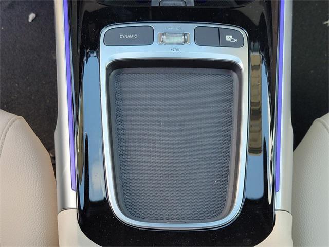 Photo of 2025 Black Mercedes-Benz GLB 250