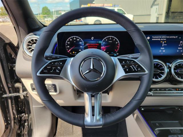 Photo of 2025 Black Mercedes-Benz GLB 250