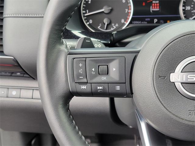 Photo of 2024 Gun Metallic Nissan Pathfinder