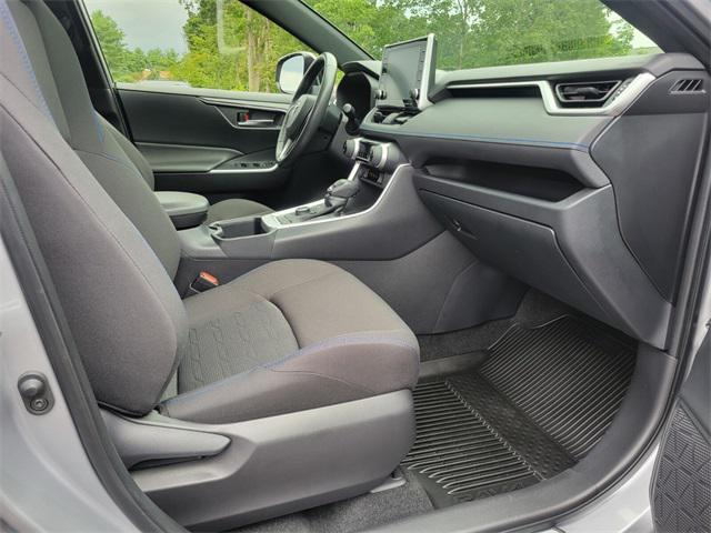 Photo of 2022 Silver Sky Metallic Toyota RAV4 Hybrid