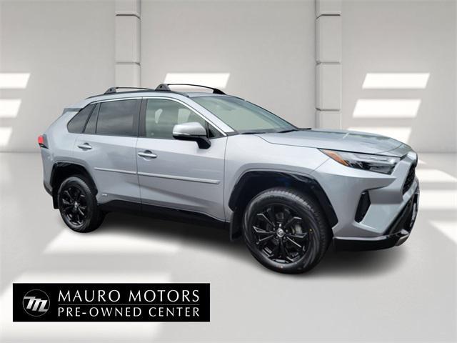 Photo of 2022 Silver Sky Metallic Toyota RAV4 Hybrid