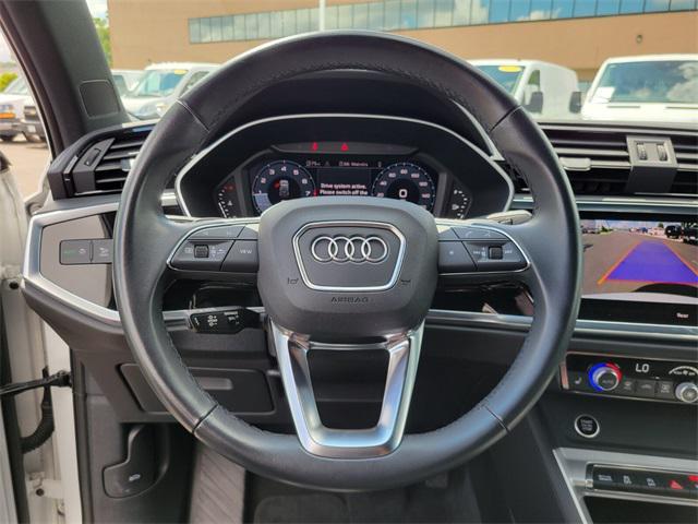 Photo of 2024 White Audi Q3