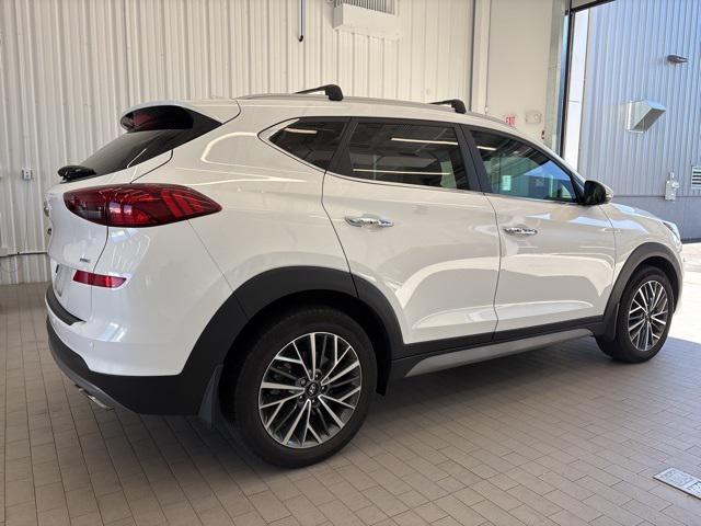 Photo of 2021 White Cream Hyundai TUCSON