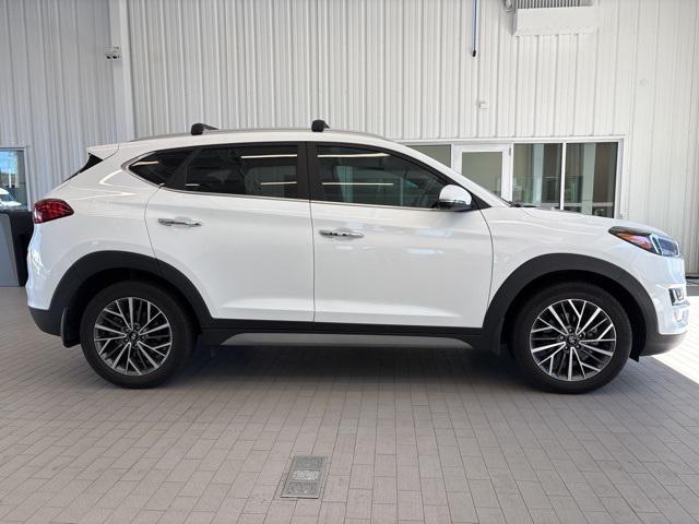 Photo of 2021 White Cream Hyundai TUCSON