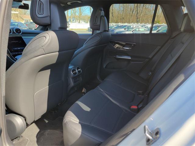Photo of 2025 White Mercedes-Benz GLC 300