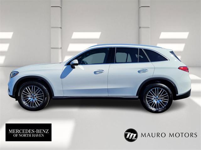Photo of 2025 White Mercedes-Benz GLC 300