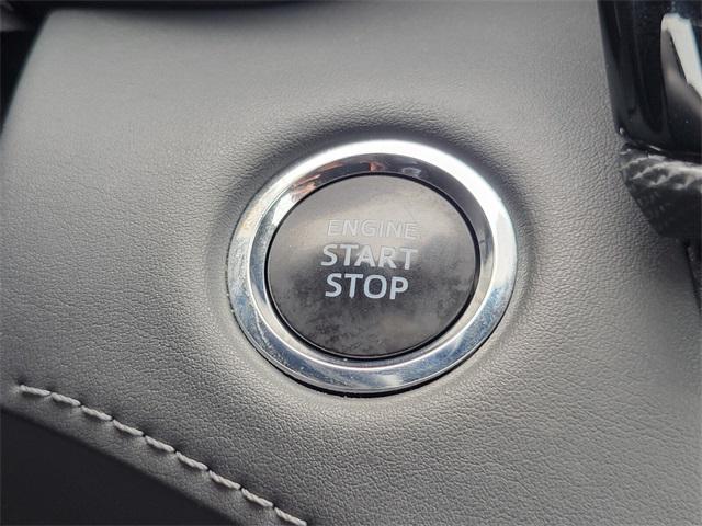 Photo of 2022 Ruby Flare Pearl Toyota Highlander