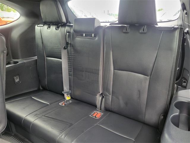 Photo of 2022 Ruby Flare Pearl Toyota Highlander