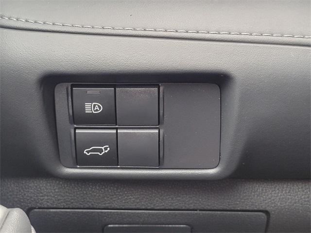 Photo of 2022 Ruby Flare Pearl Toyota Highlander