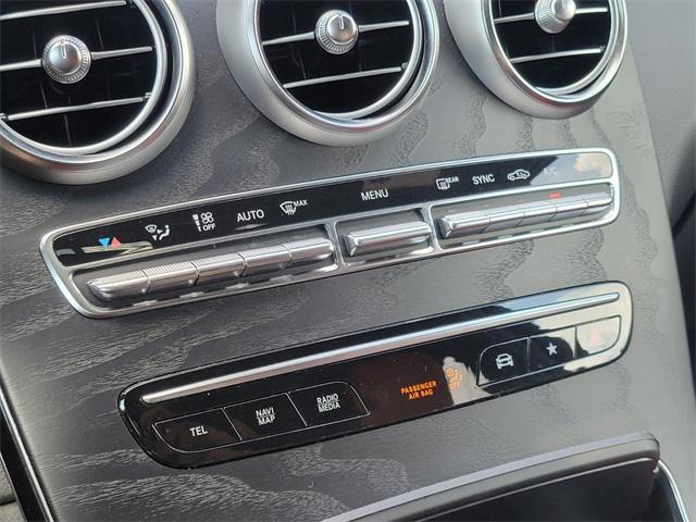 Photo of 2022 White Mercedes-Benz GLC 300