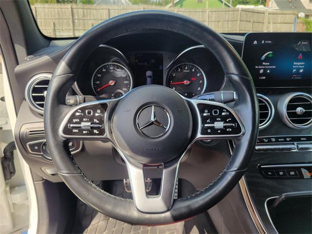 Photo of 2022 White Mercedes-Benz GLC 300