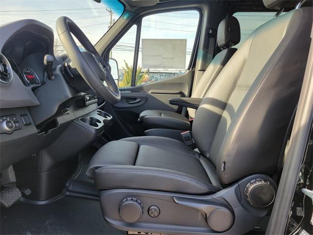 Photo of 2025 Blue Mercedes-Benz Sprinter 2500