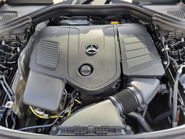 Photo of 2025 Black Mercedes-Benz GLC 300