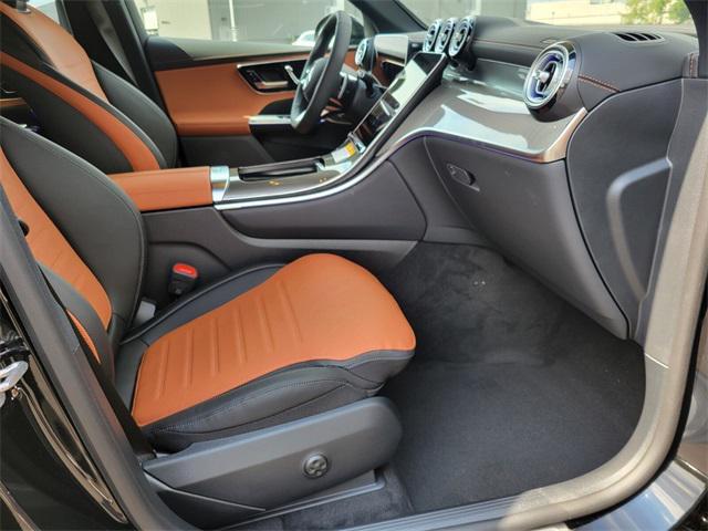 Photo of 2025 Black Mercedes-Benz GLC 300