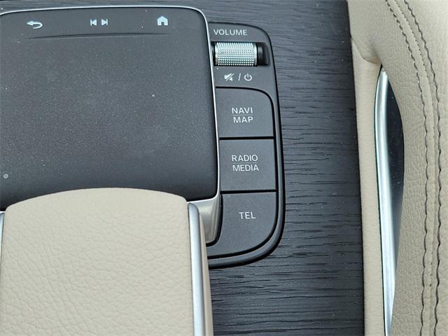 Photo of 2024 Black Mercedes-Benz GLE 450