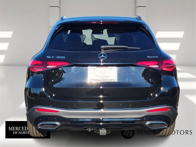 Photo of 2025 Black Mercedes-Benz GLC 300