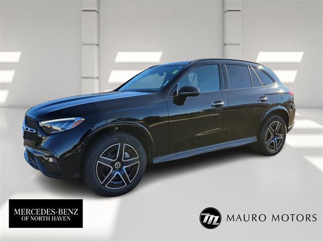 Photo of 2025 Black Mercedes-Benz GLC 300