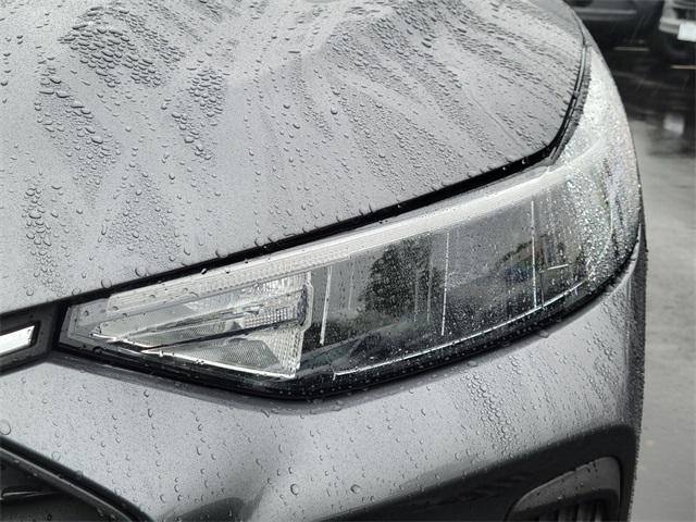 Photo of 2024 Carbonized Gray Metallic Ford Escape