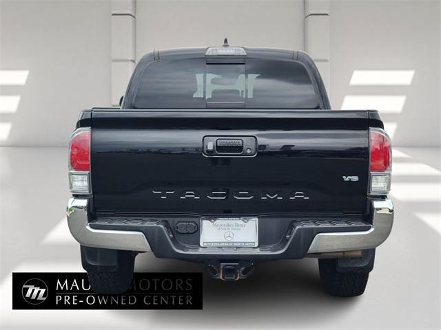 Photo of 2021 Midnight Black Metallic Toyota Tacoma