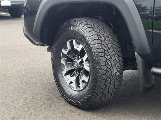 Photo of 2021 Midnight Black Metallic Toyota Tacoma