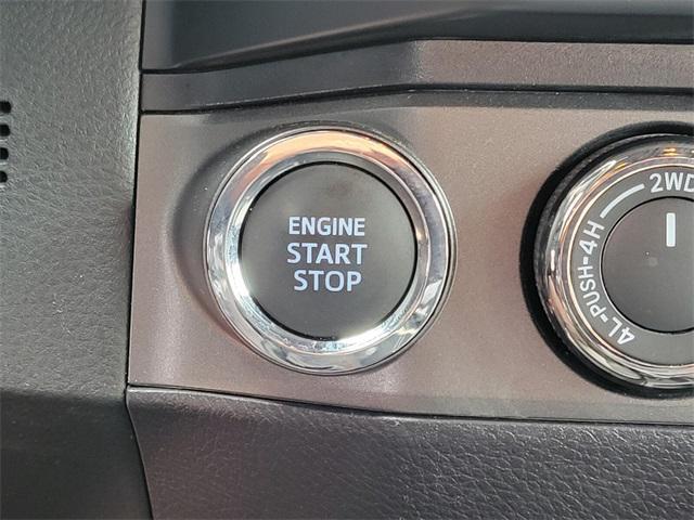 Photo of 2021 Midnight Black Metallic Toyota Tacoma