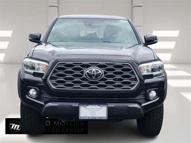 Photo of 2021 Midnight Black Metallic Toyota Tacoma