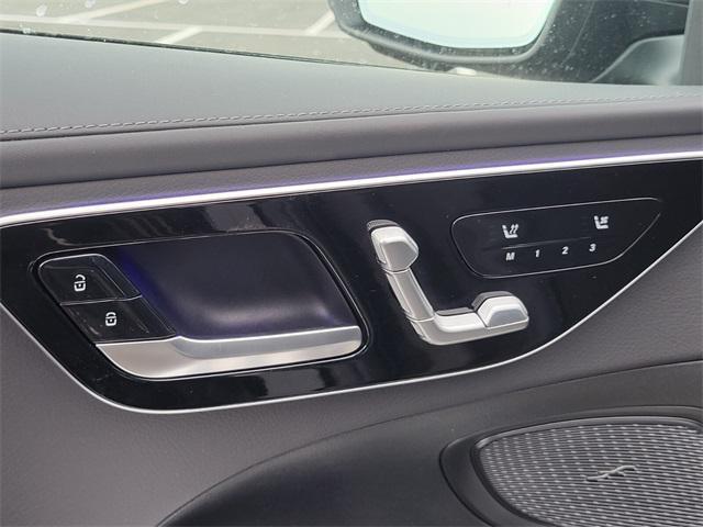 Photo of 2025 Black Mercedes-Benz C-Class