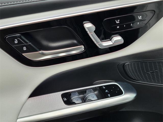 Photo of 2026 Gray Mercedes-Benz GLC 300