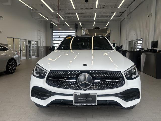 Photo of 2022 White Mercedes-Benz GLC 300
