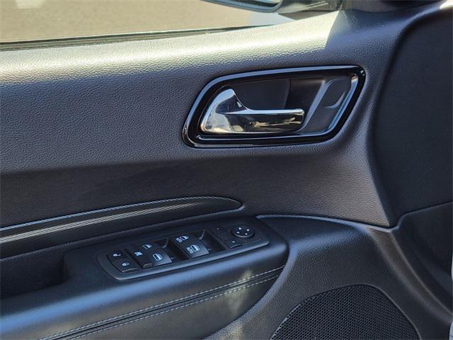 Photo of 2022 White Knuckle Clearcoat Dodge Durango