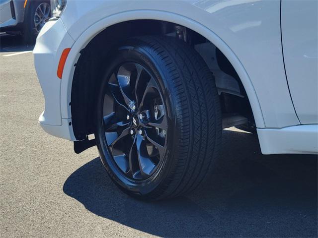 Photo of 2022 White Knuckle Clearcoat Dodge Durango