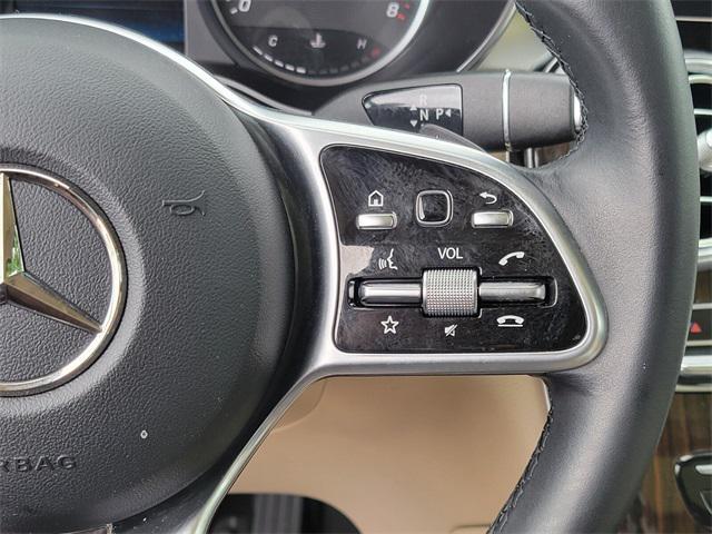 Photo of 2022 Gray Mercedes-Benz GLC 300