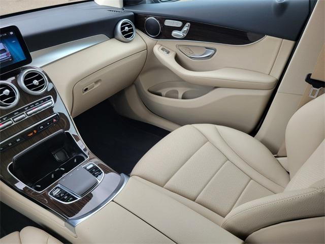 Photo of 2022 Gray Mercedes-Benz GLC 300
