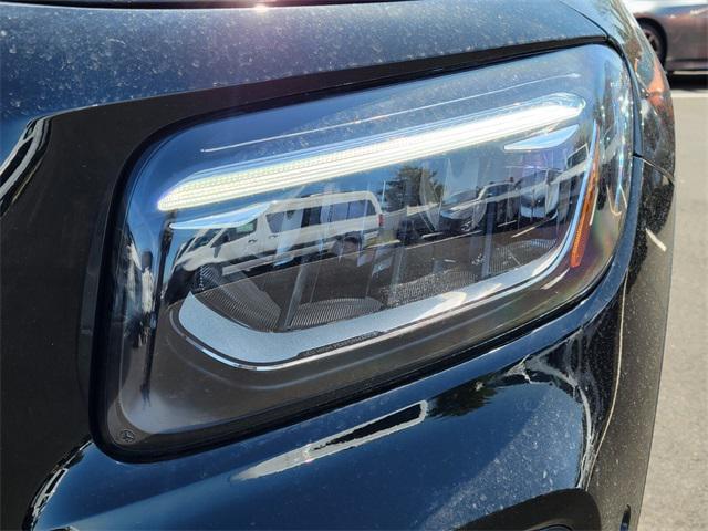Photo of 2025 Black Mercedes-Benz GLB 250