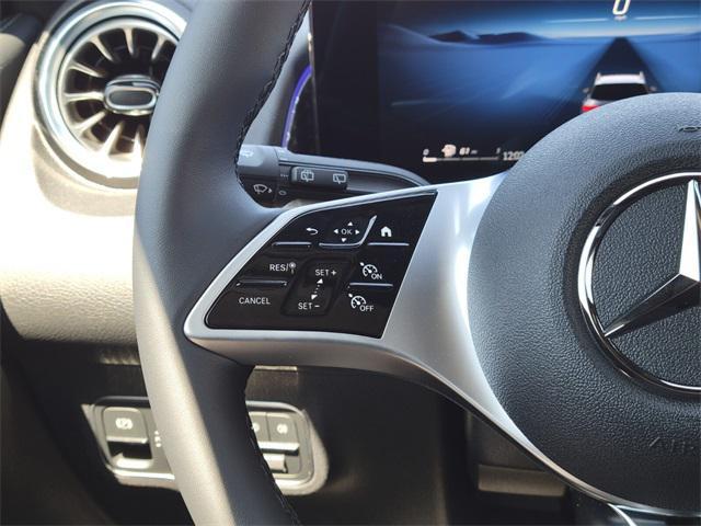 Photo of 2025 Black Mercedes-Benz GLB 250