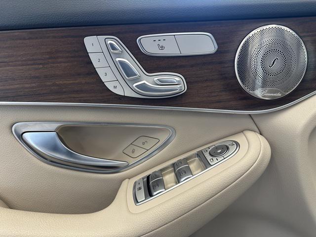 Photo of 2021 White Mercedes-Benz GLC 300
