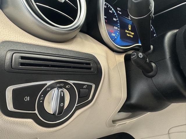 Photo of 2021 White Mercedes-Benz GLC 300