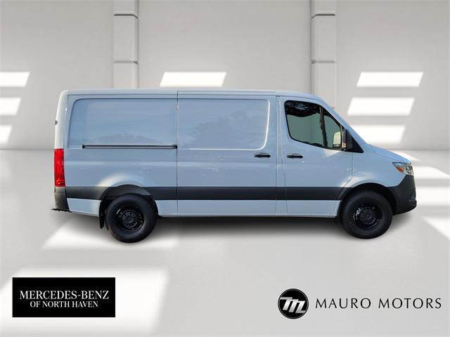 Photo of 2025 White Mercedes-Benz Sprinter 2500