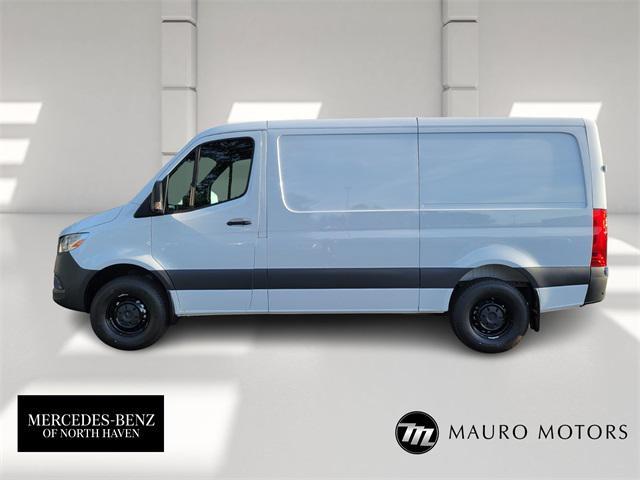 Photo of 2025 White Mercedes-Benz Sprinter 2500