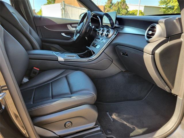 Photo of 2022 Gray Mercedes-Benz GLC 300