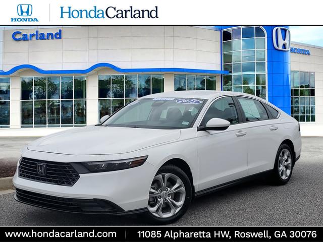 Photo of 2023 Platinum White Pearl Honda Accord