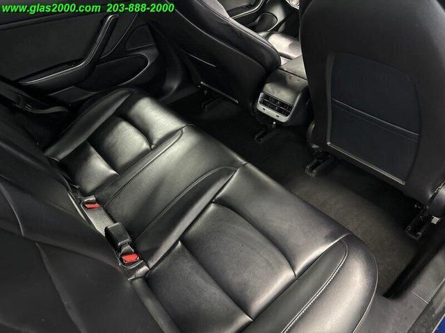 Photo of 2018 Deep Blue Metallic Tesla Model 3